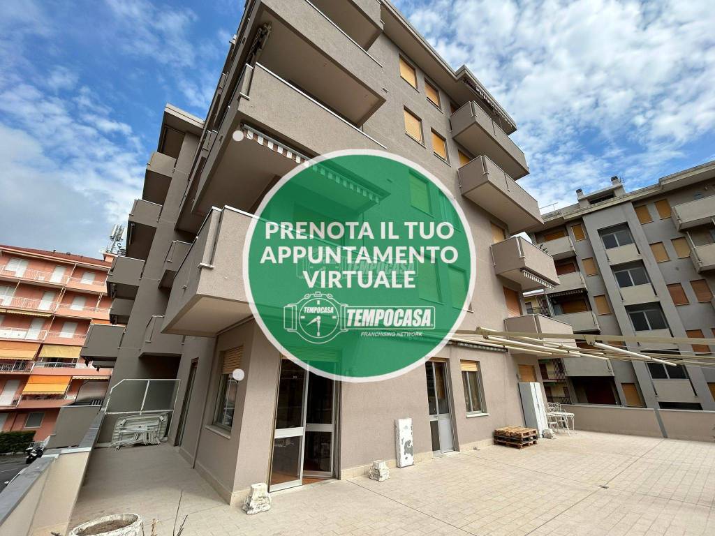 Appartamento in vendita ad Andora via Clavesana