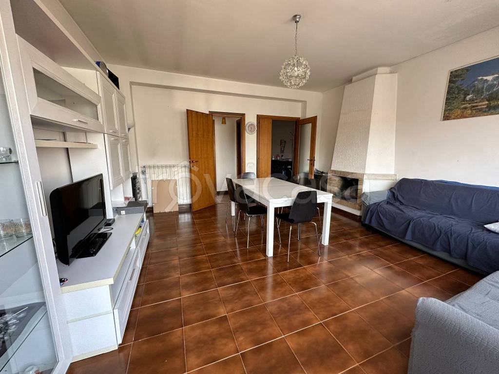 Appartamento in vendita ad Avezzano via Monte Velino, 57