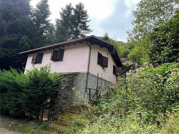 Villa in vendita a Fanano