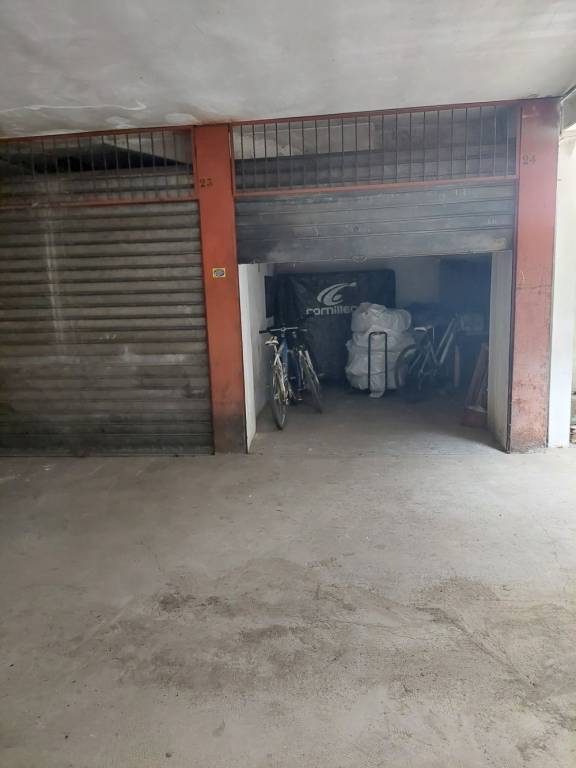 Garage in vendita ad Alba corso Fratelli Bandiera