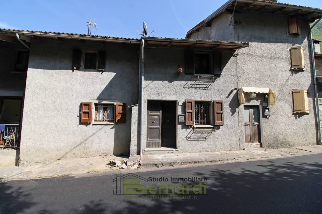 Casa Indipendente in vendita a Fanano via Ospitale, 273