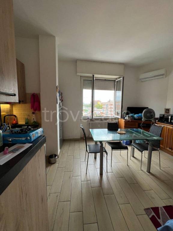 Appartamento in vendita a Sesto San Giovanni via Giuseppe Giusti, 42