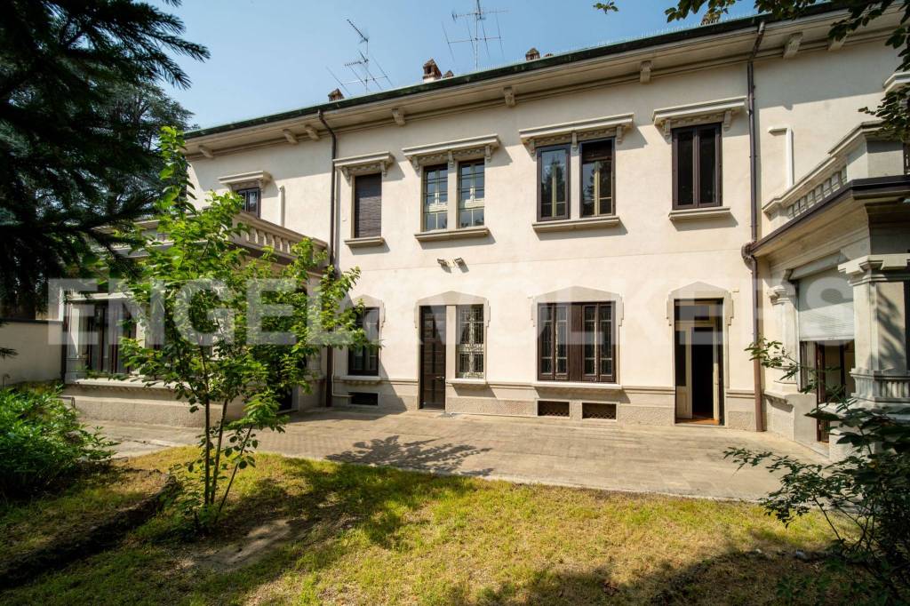 Villa in vendita a Busto Arsizio via Aspromonte, 1