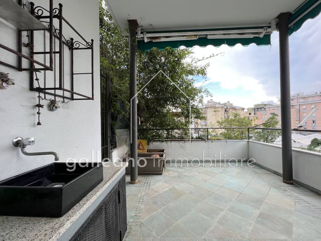 Villa Bifamiliare in vendita a Cogoleto via Prino Inferiore, 3