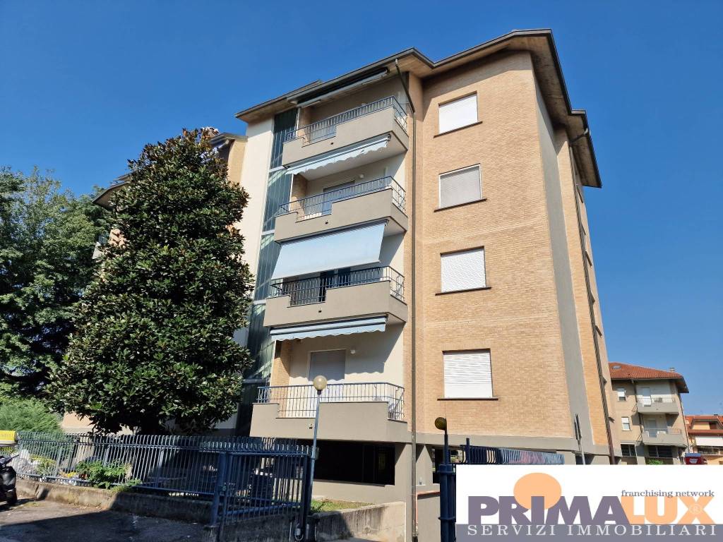 Appartamento in vendita a Cesano Maderno via San Vincenzo