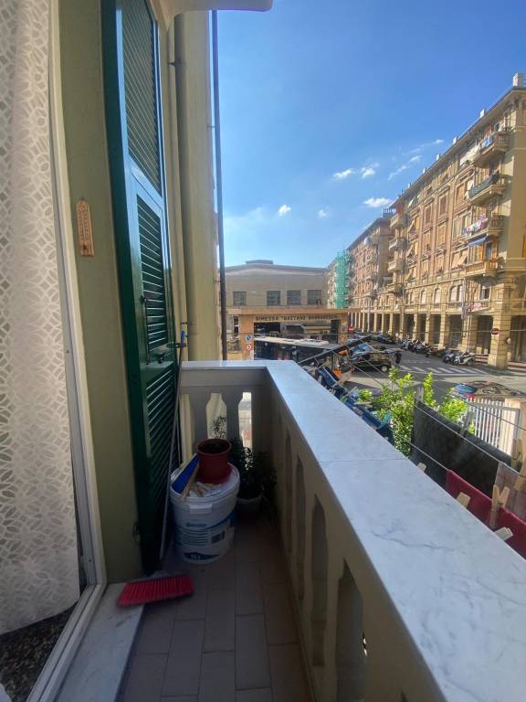 Appartamento in vendita a Genova via San Giovanni d'Acri