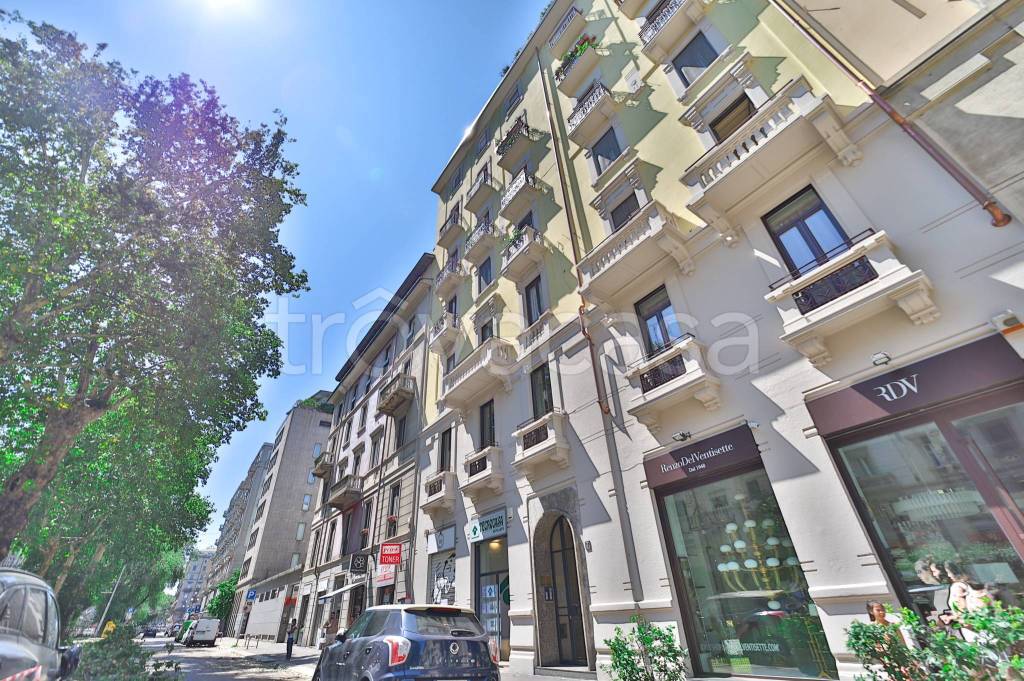 Appartamento in vendita a Milano viale Premuda
