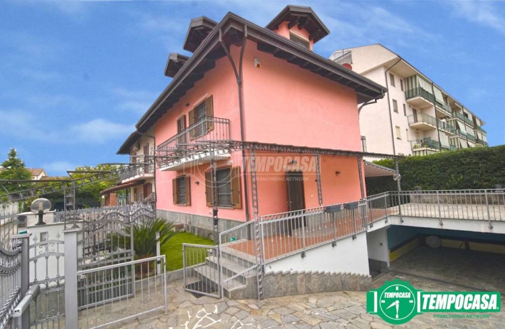 Villa in vendita a Mappano via Michelangelo Buonarroti