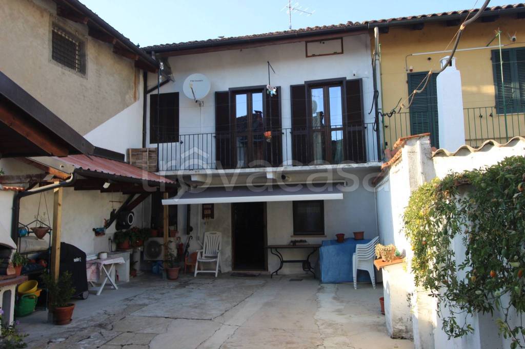 Casa Indipendente in vendita a Villanova Monferrato via Vittorio Veneto, 109