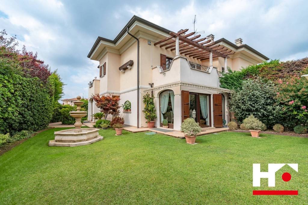 Villa Bifamiliare in vendita a Mazzano via Patuzza, 32