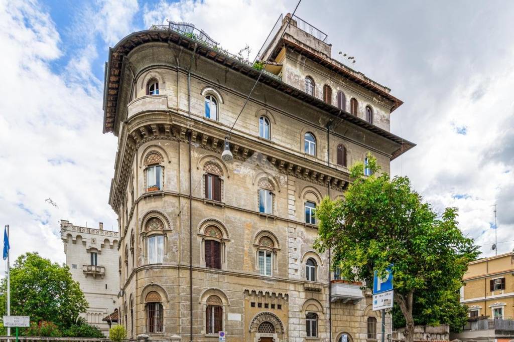 Appartamento in vendita a Roma via dei Gracchi, 303