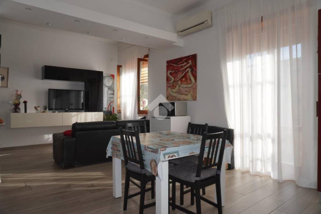 Appartamento in vendita ad Albano Laziale via Goffredo Mameli, 49