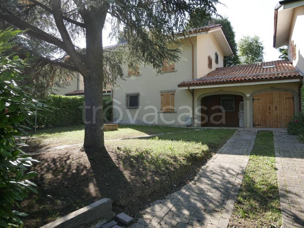 Villa a Schiera in vendita a Serramazzoni via Faeto