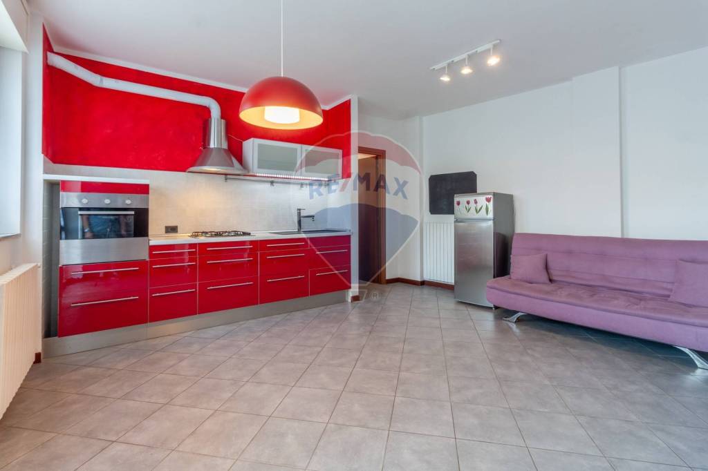 Appartamento in vendita a Gallarate via Garegnani, 2D