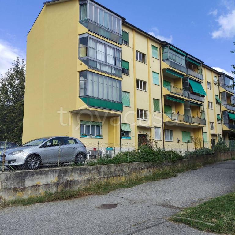 Appartamento in in vendita da privato a Varese via Pista Vecchia, 8