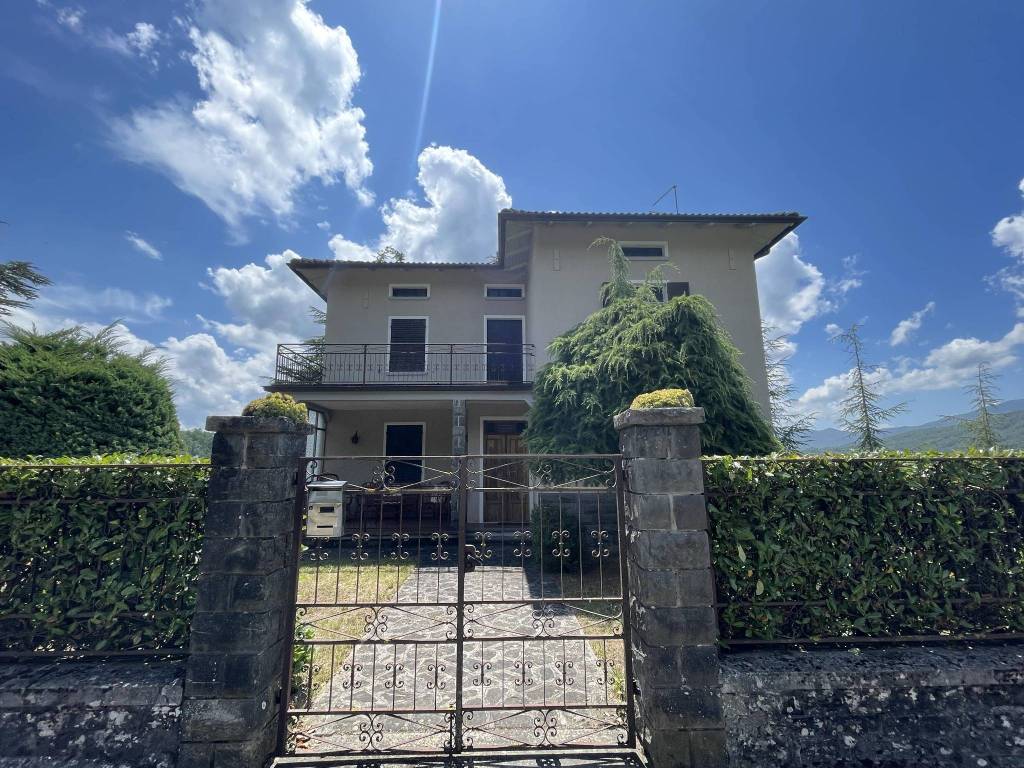 Villa in vendita a Bardi località Vischeto di Qua