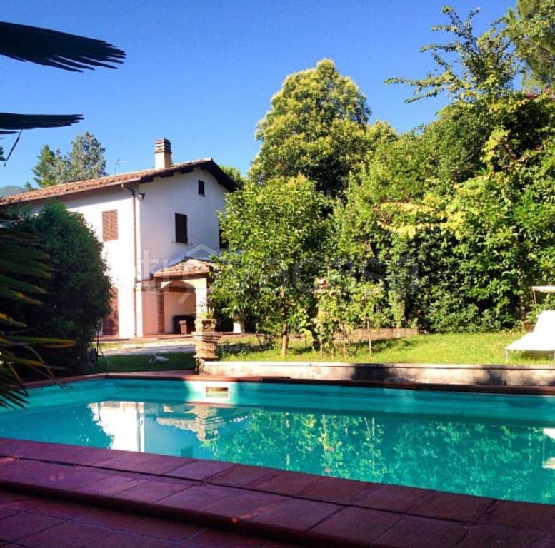 Villa in vendita a Terni via Alessandro Casagrande