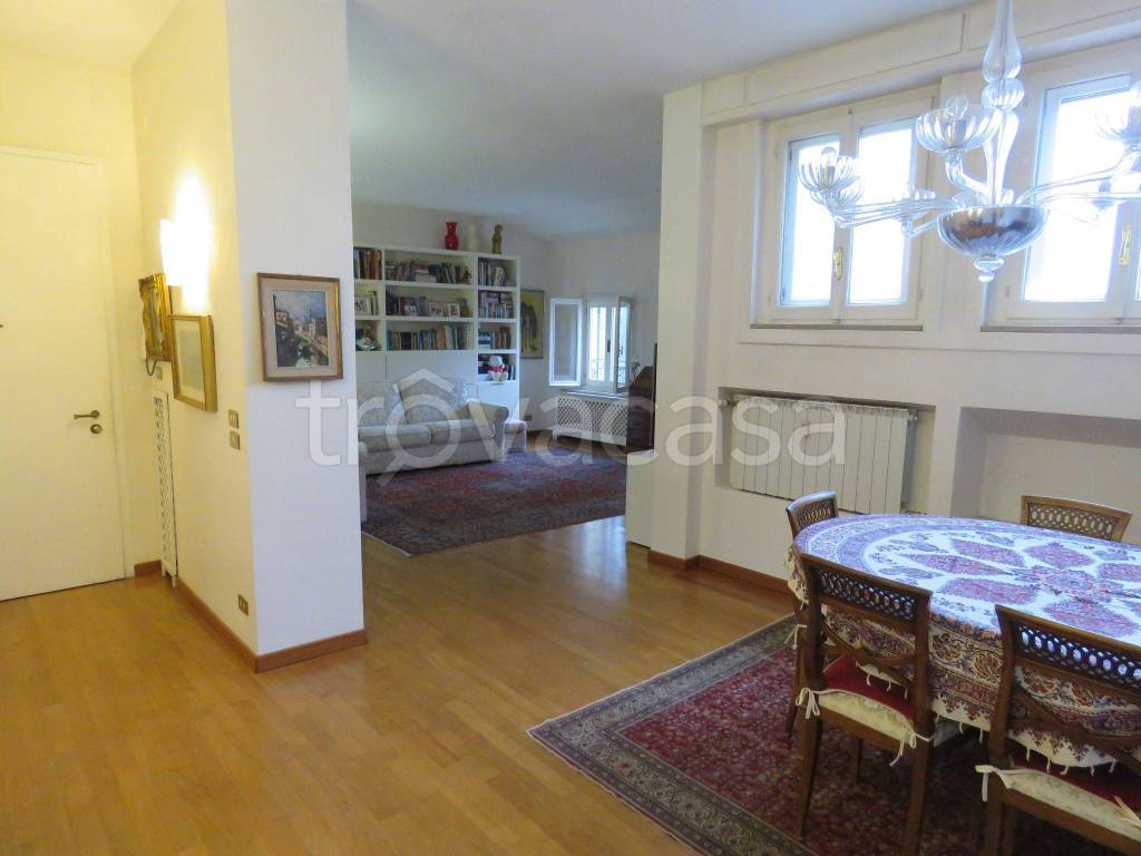 Appartamento in in vendita da privato a Treviso borgo Camillo Benso di Cavour, 71