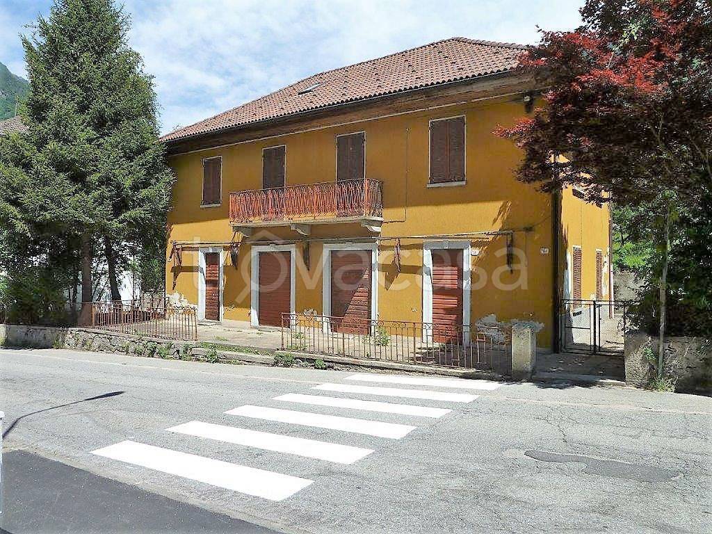 Casa Indipendente in vendita a Varzo viale Castelli, 56