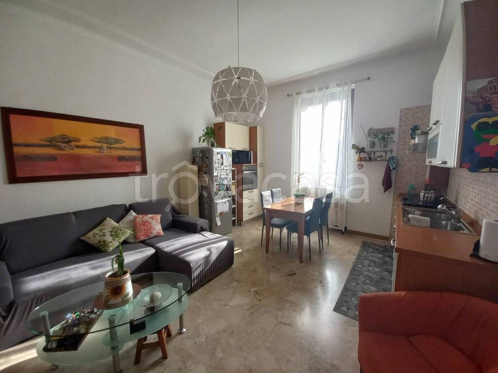 Appartamento in vendita a Milano via Mac Mahon, 32