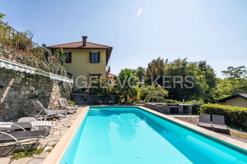 Villa in vendita a Trarego Viggiona via per Viggiona, 13