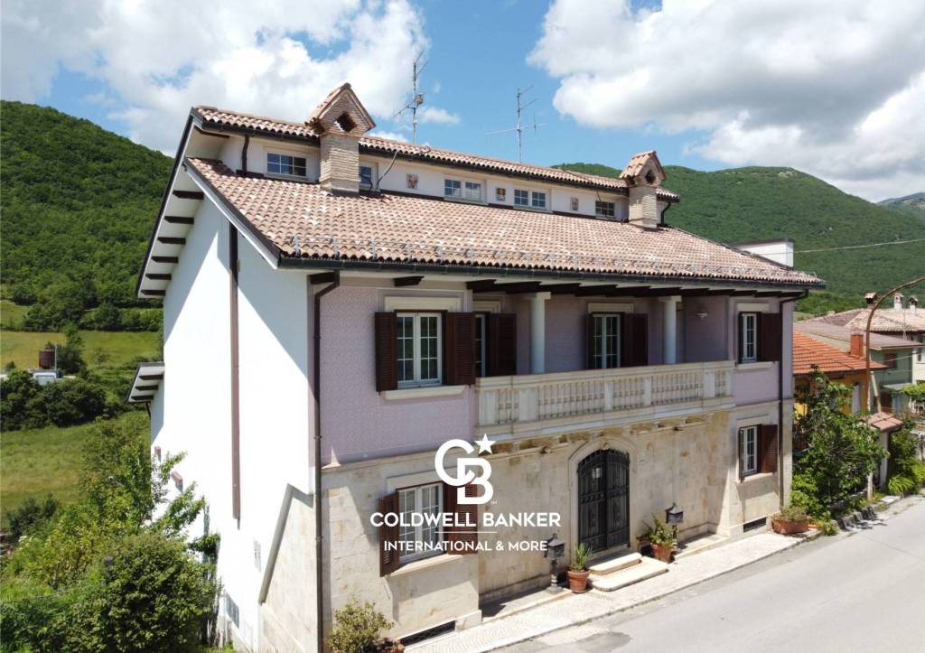 Casa Indipendente in vendita a Tornimparte via Testrina Rocca Stefano, 16