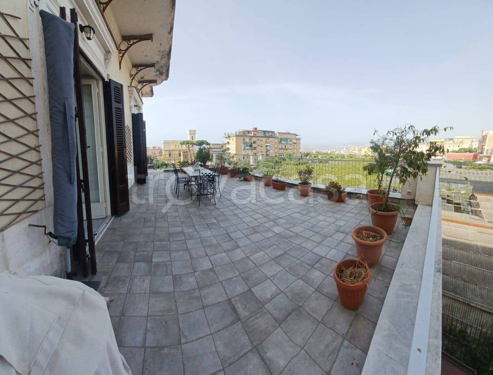 Appartamento in vendita a Ercolano corso Resina, 278