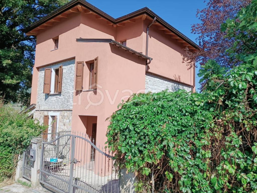 Casa Indipendente in vendita a Neviano degli Arduini ca' Bondani, 1