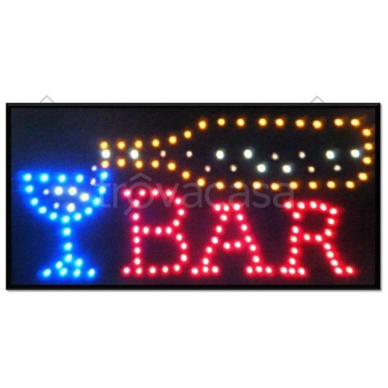 Bar in vendita ad Asti