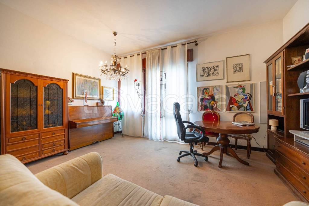 Appartamento in vendita ad Abano Terme via jappelli, 19