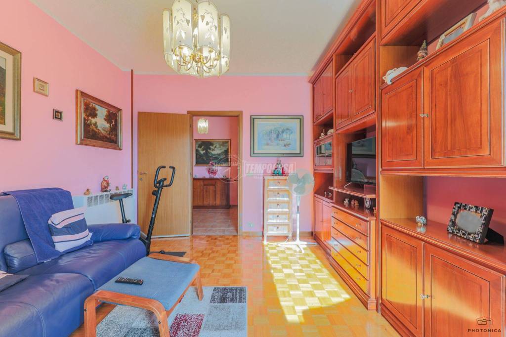 Appartamento in vendita a Bologna via napoli