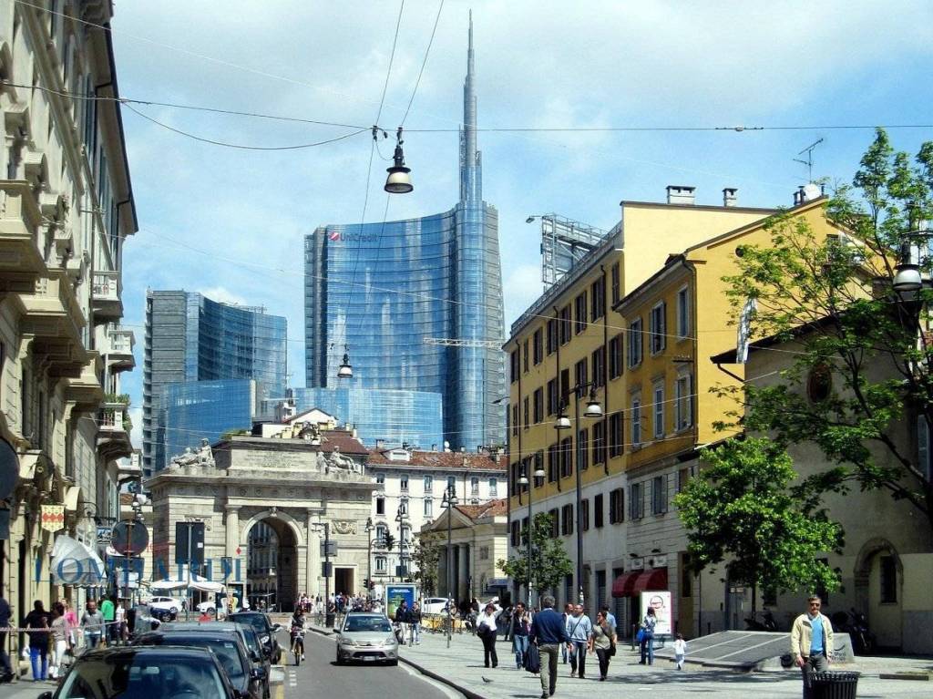 Appartamento in vendita a Milano corso Giuseppe Garibaldi