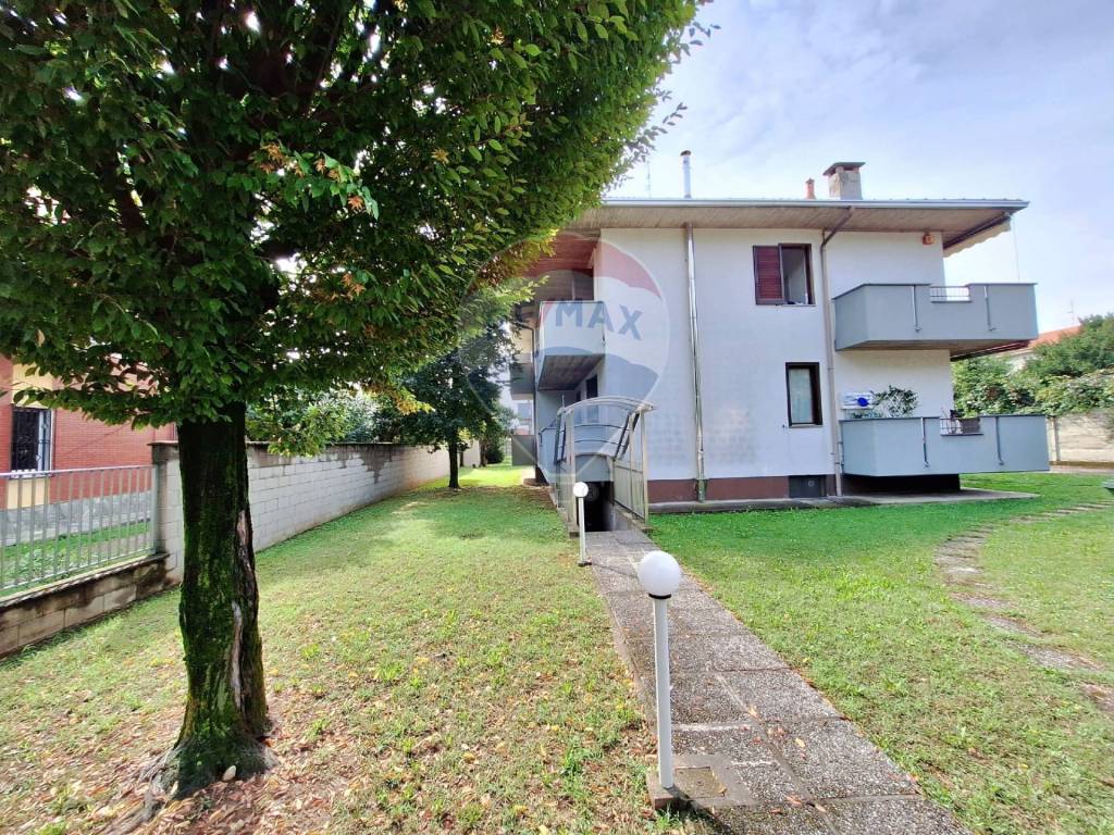 Appartamento in vendita a Marnate via San Luigi, 136
