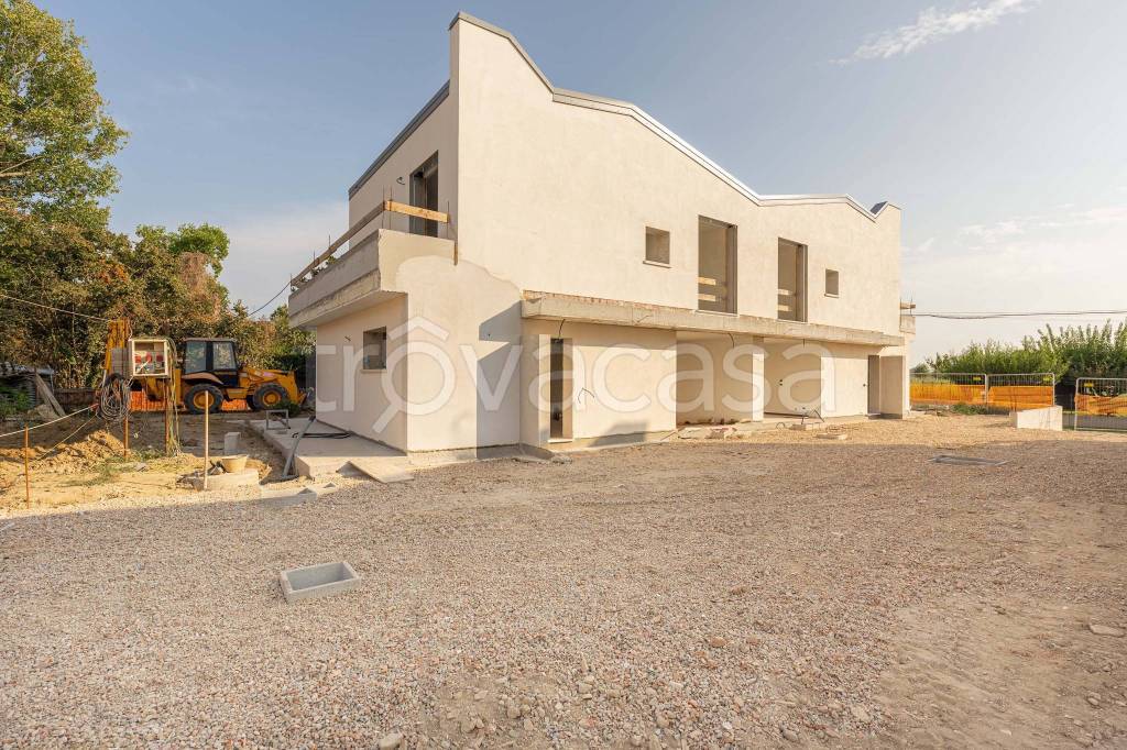 Villa Bifamiliare in vendita ad Abano Terme via san pio X