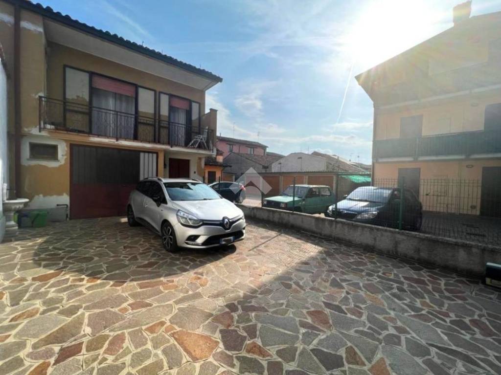 Casa Indipendente in vendita a Trescore Cremasco via Agostino Magri, 12