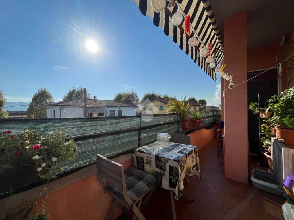 Appartamento in vendita a Castelnuovo Magra via Canaletto, 1