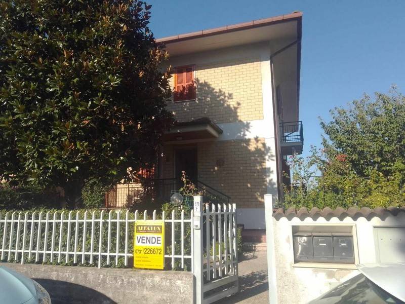 Villa a Schiera in vendita a San Marcello via Acquasanta, 19F