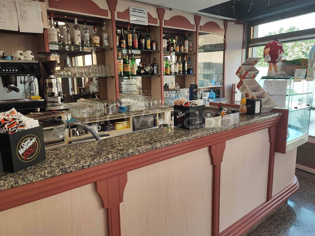 Bar in in vendita da privato a Rivoli viale Alle Scuole, 4