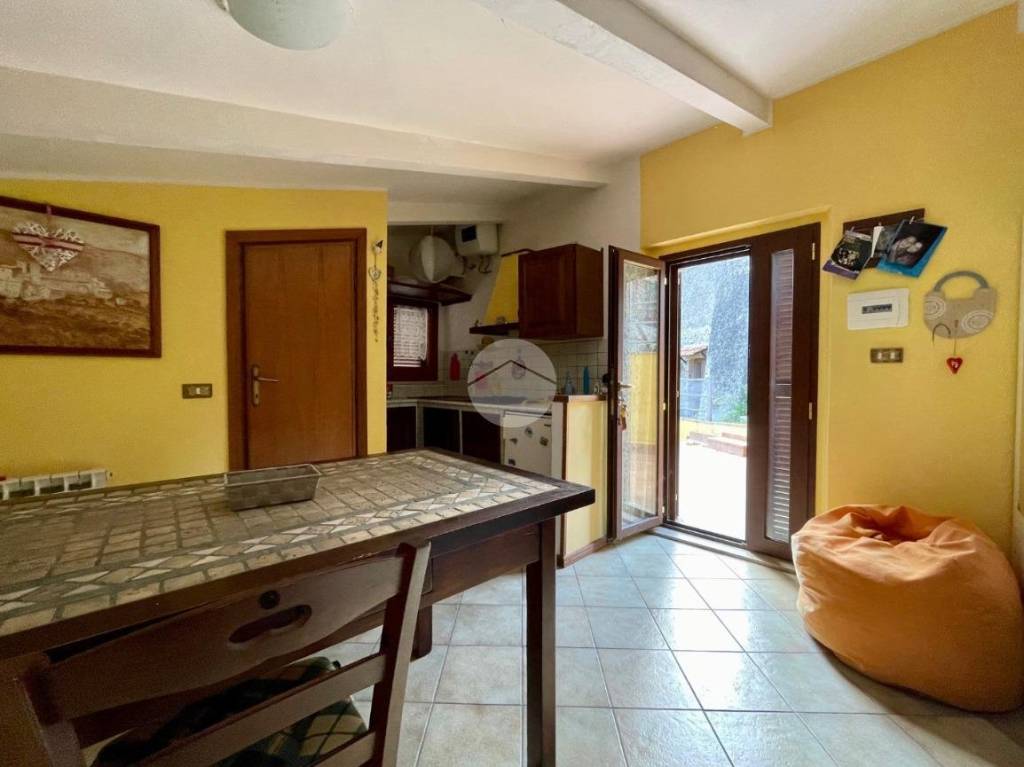 Casa Indipendente in vendita a Terni via del Castagneto, 9