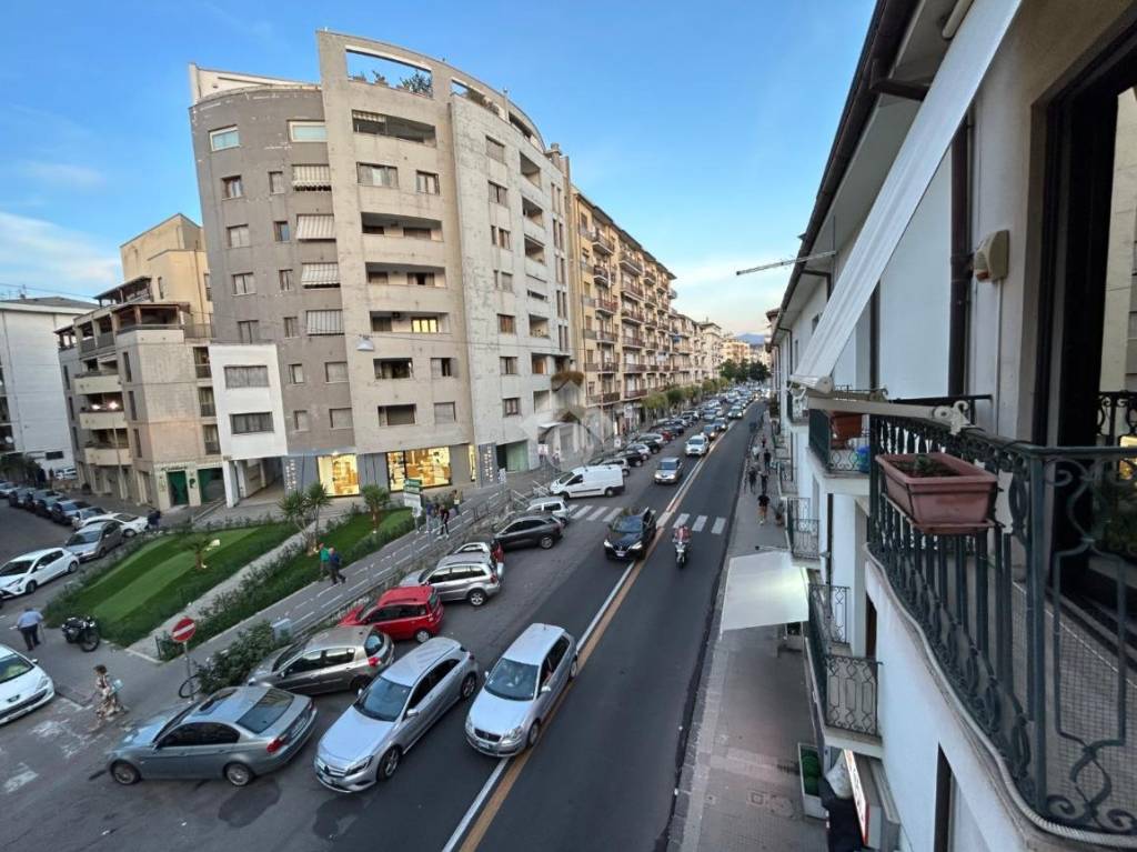 Appartamento in vendita a Cosenza via Gregorio Caloprese, 119