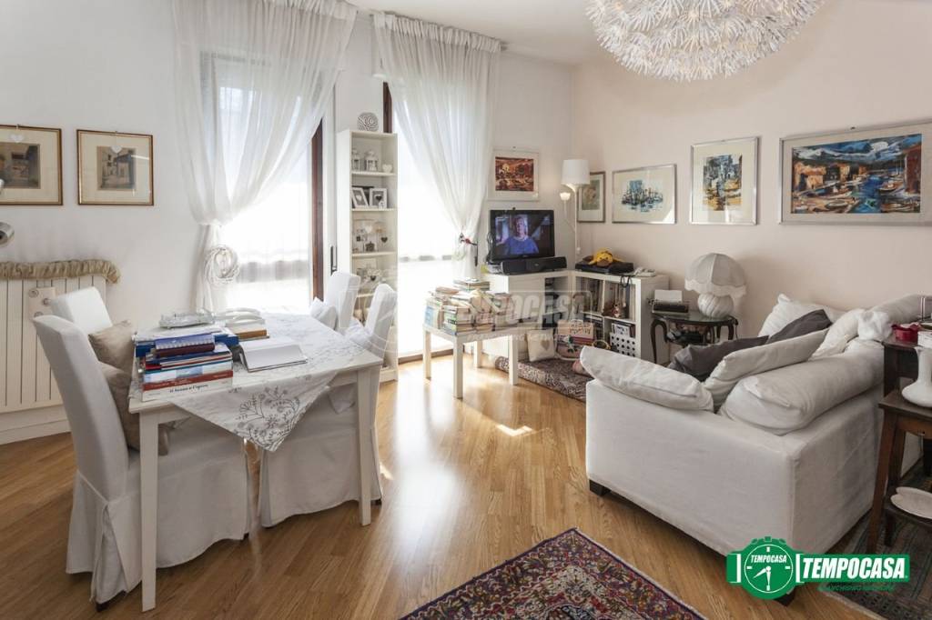 Appartamento in vendita a Bergamo via Zanica