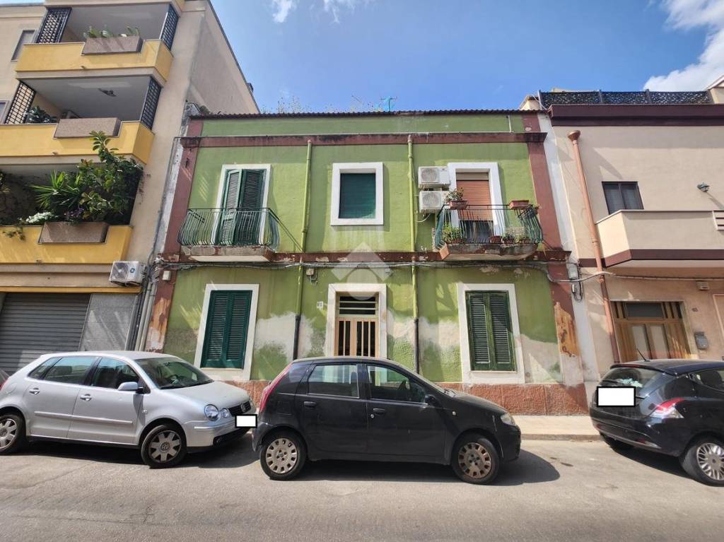 Appartamento in vendita a Brindisi via Trento, 61