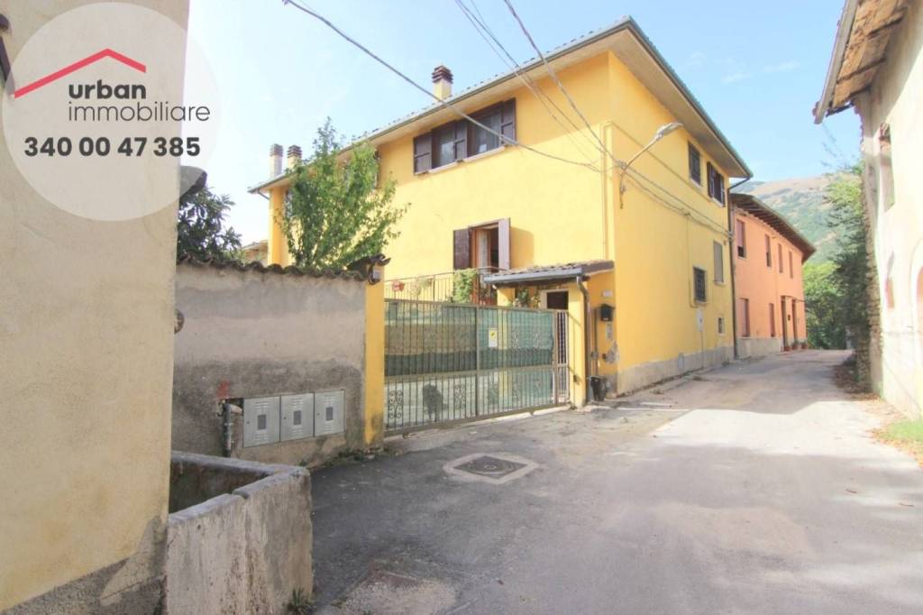 Casa Indipendente in vendita a Tornimparte via Colle Fiascone, 7