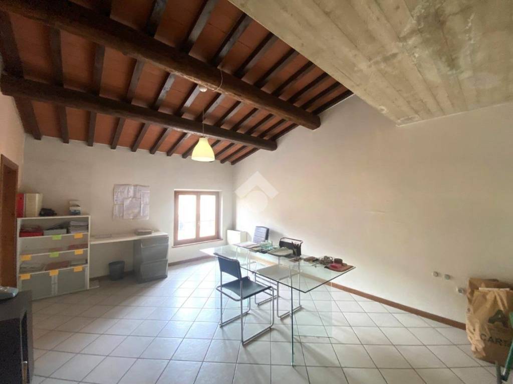 Appartamento in vendita a Pistoia corso Silvano Fedi, 14