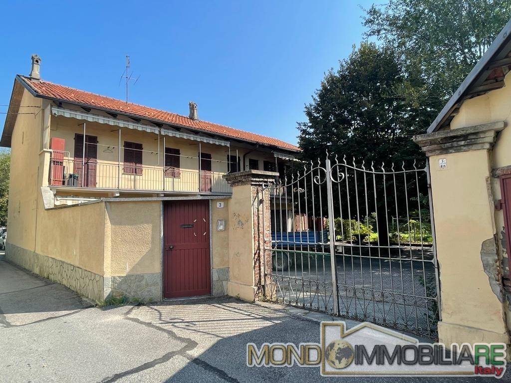 Appartamento in vendita a Rivoli via f. Scalenghe, 3
