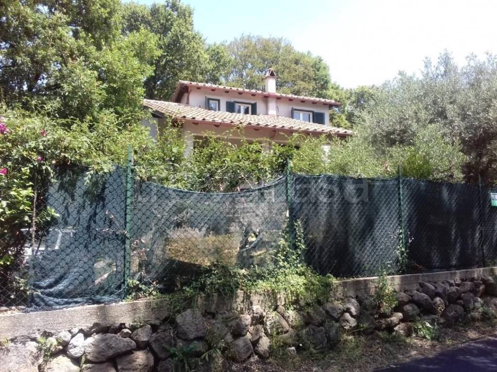 Villa in in vendita da privato a Manziana via Viterbo, 50