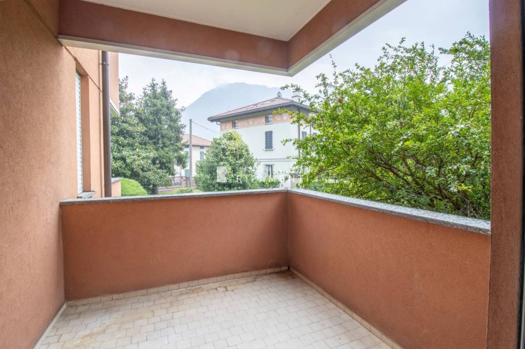 Appartamento in vendita a Valmadrera via Trieste