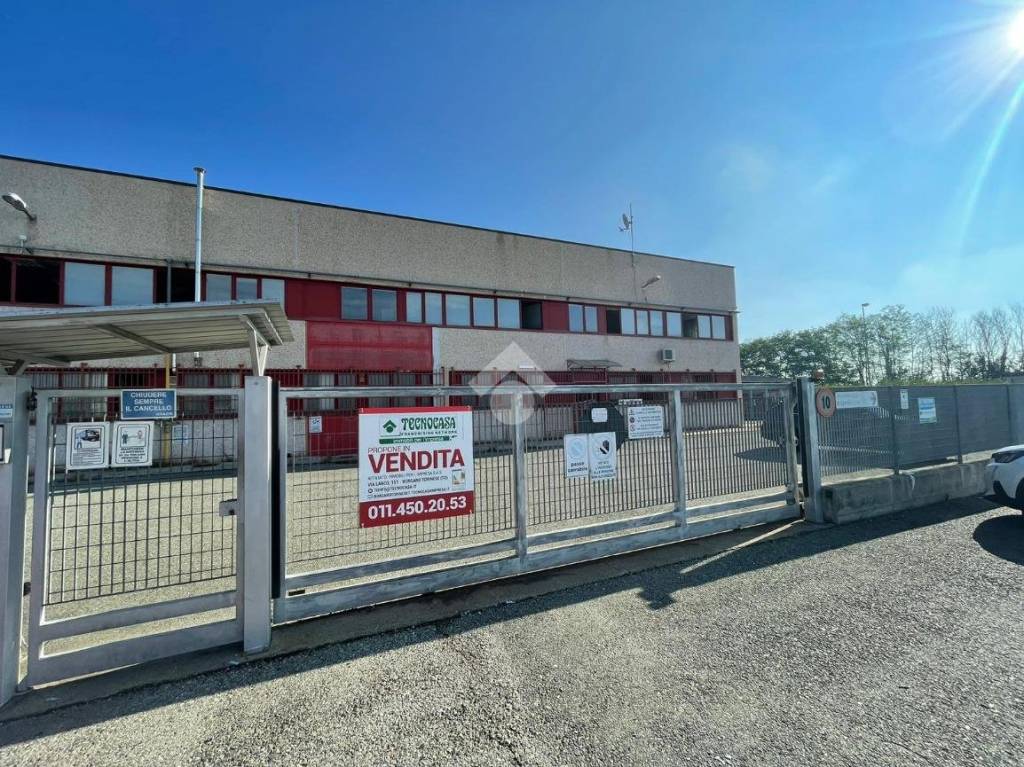 Capannone Industriale in vendita a San Maurizio Canavese via cubito, 53