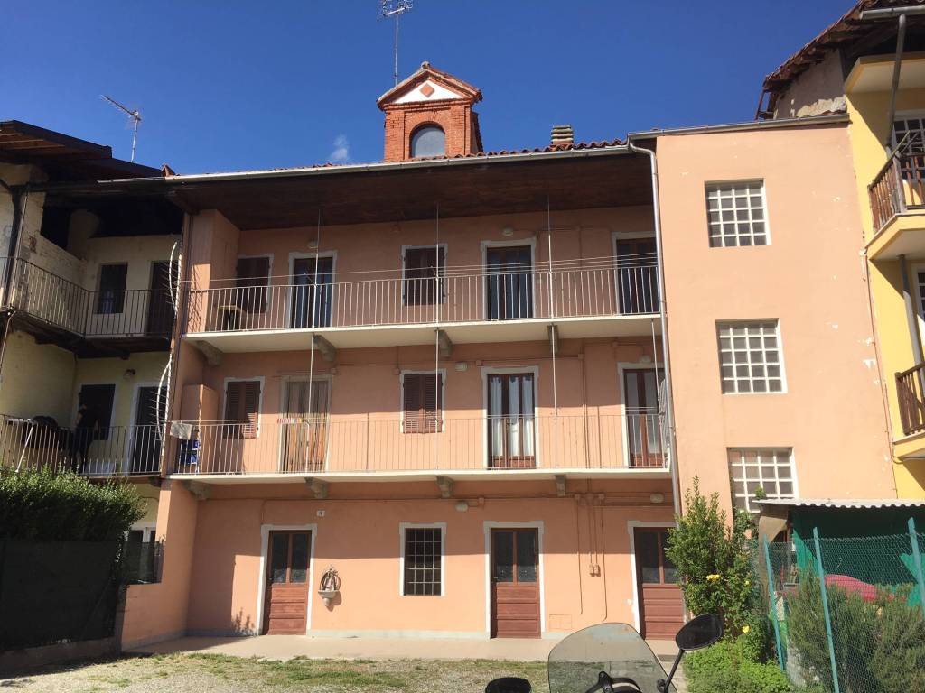 Villa Bifamiliare in vendita a Samone