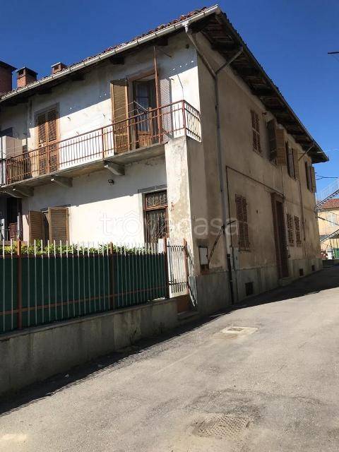 Casa Indipendente in vendita a Buttigliera d'Asti via Alessandro Manzoni